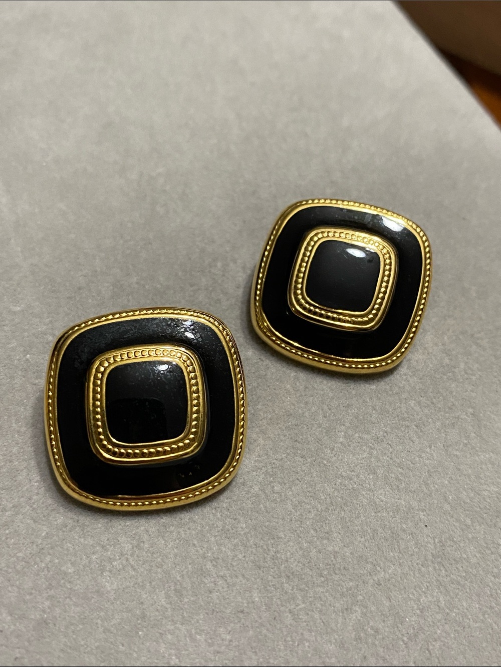 VTG Gold-Tone Black Square Enamel Earrings